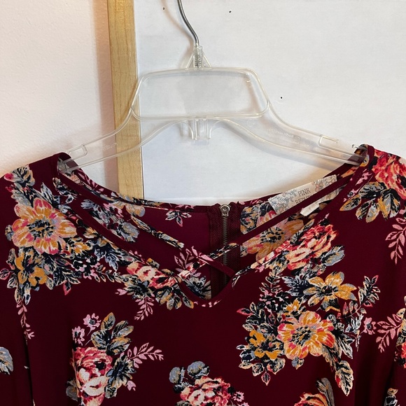 Pink Republic Floral Blouse, women's size M - Picture 2 of 5